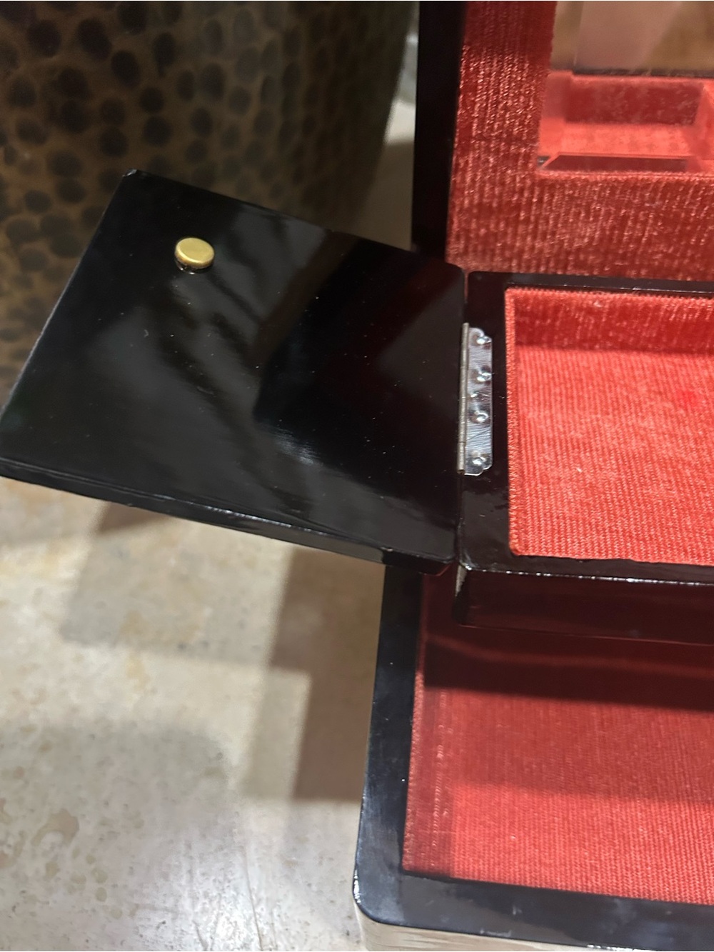 Vintage Black Lacquered Asian Musical Jewelry Box - Picture 12 of 16